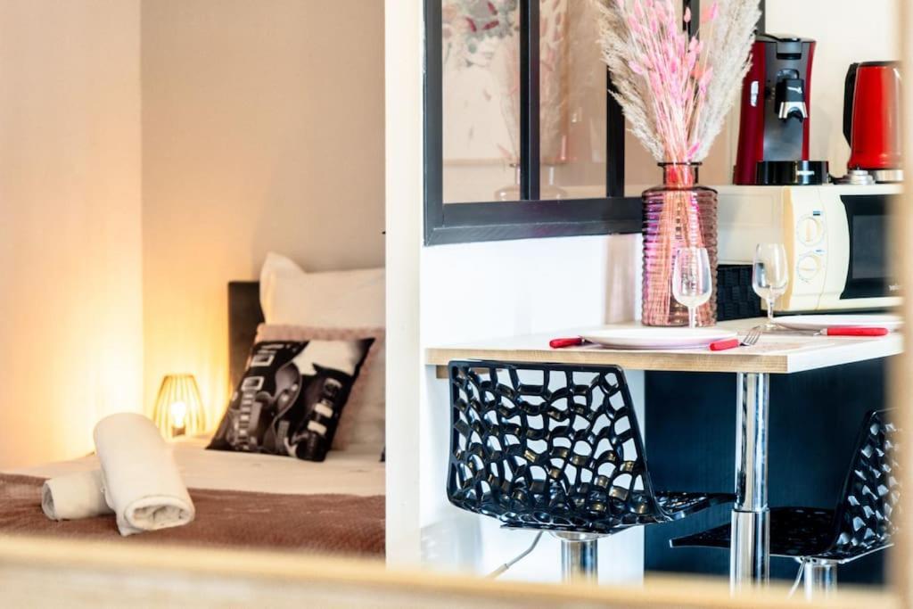 La Vie En Rose, Studio Cv Beaune Beaune  Exteriér fotografie
