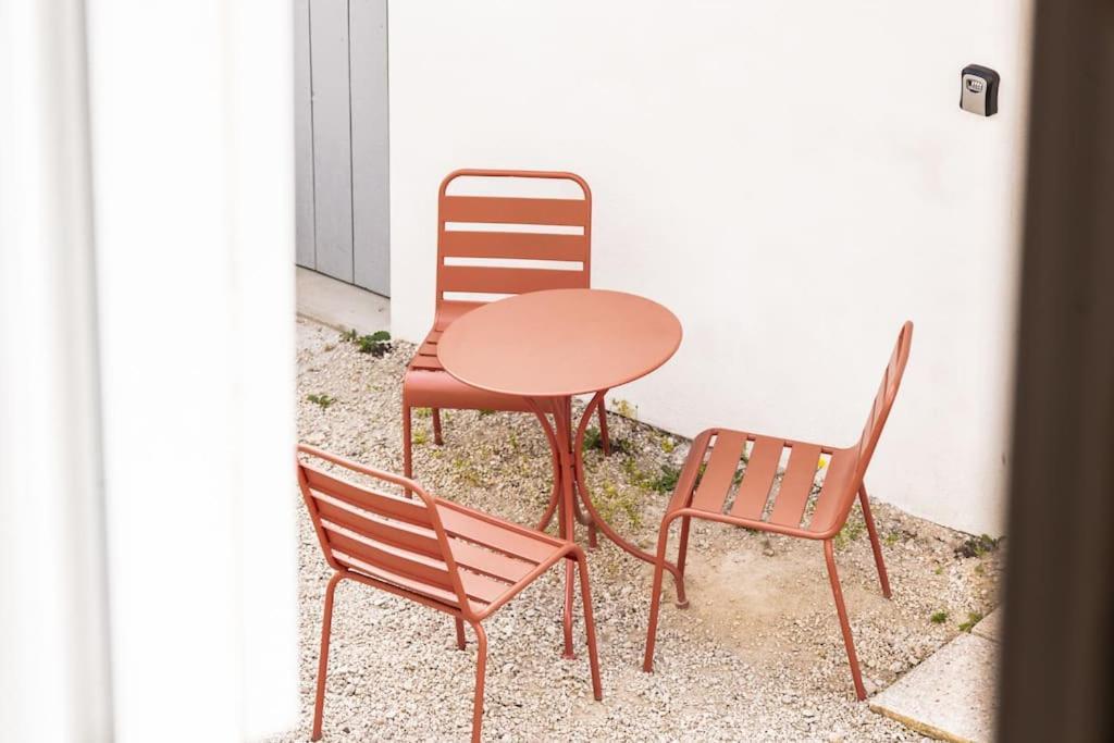 La Vie En Rose, Studio Cv Beaune Beaune  Exteriér fotografie